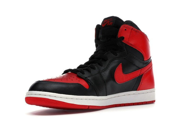 Jordan 1 Retro Bred (2001)