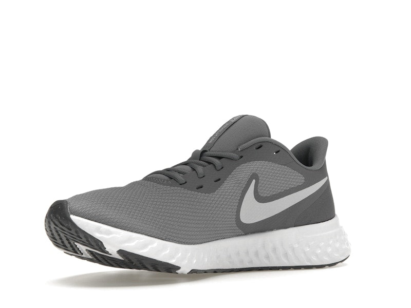 Nike Revolution 5 Cool Grey