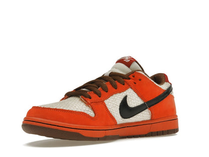 Nike SB Dunk Low Top Ramen