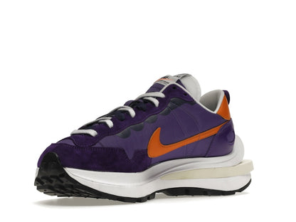 Nike Vaporwaffle sacai Dark Iris