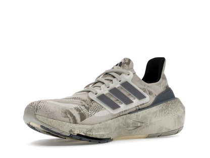 adidas Ultra Boost Light Worn-Out