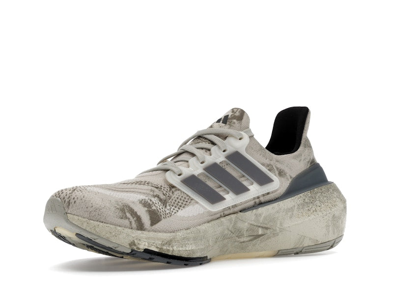 adidas Ultra Boost Light Worn-Out