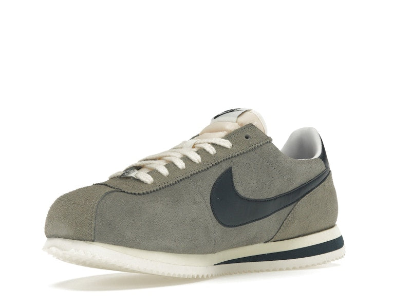 Nike Cortez size? Exclusive Grey
