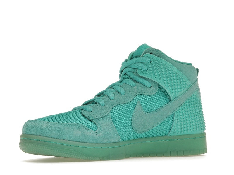 Nike Dunk CMFT Premium Light Retro