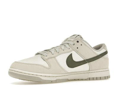Nike Dunk Low Leaf Veins