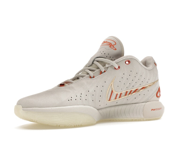 Nike LeBron 21 Akoya