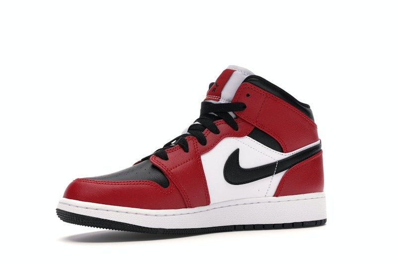 Jordan 1 Mid Chicago Black Toe (GS)