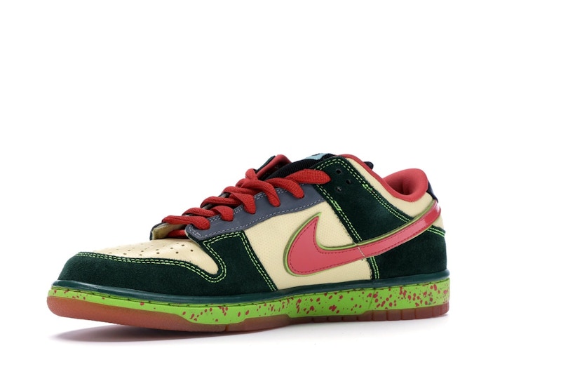 Nike SB Dunk Low Mosquito