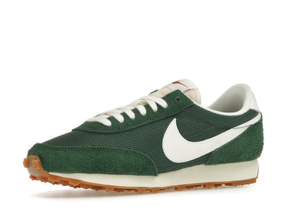 Nike Daybreak Vintage Fir (Women's)