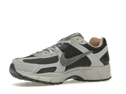Nike Zoom Vomero 5 Dark Smoke Grey Vachetta