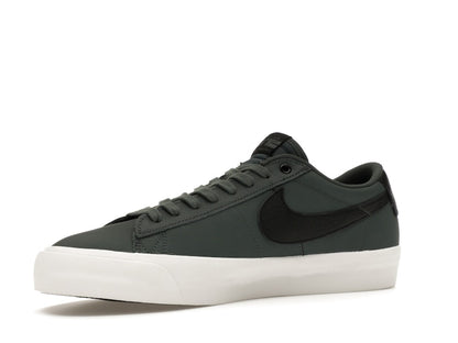 Nike SB Zoom Blazer Low Pro GT Vintage Green