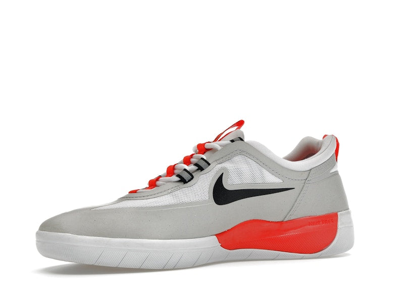 Nike SB Nyjah Free 2 Neutral Grey Bright Crimson