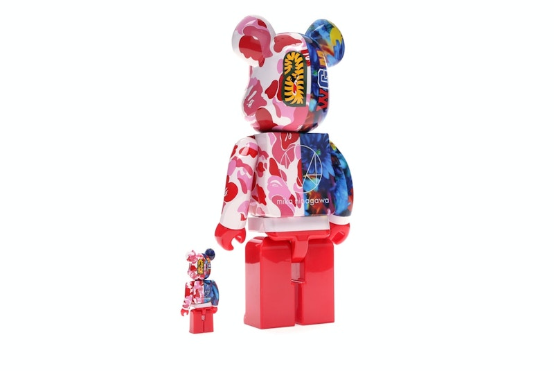 Bearbrick x Bape x Mika Ninagawa Shark 100% & 400% Set Pink