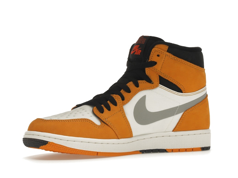 Jordan 1 Retro High Element Gore-Tex Light Curry