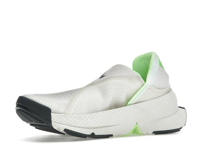 Nike Go FlyEase Ghost Green (Women's)