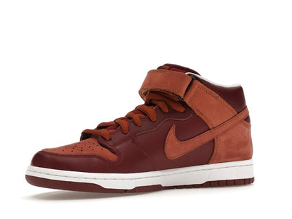 Nike SB Dunk Mid Team Red Pony