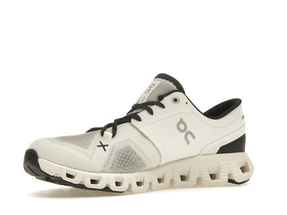 On Running Cloud X 3 White Black (Women's)