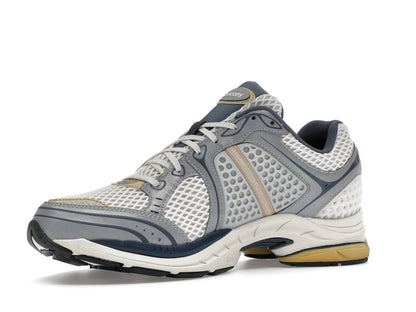 Saucony ProGrid Triumph 4 Fabricated Future