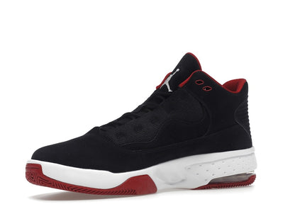 Jordan Max Aura 2 Black Gym Red