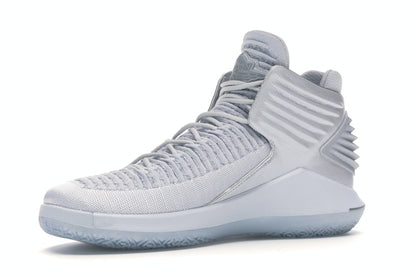 Jordan XXXII Pure Platinum 2