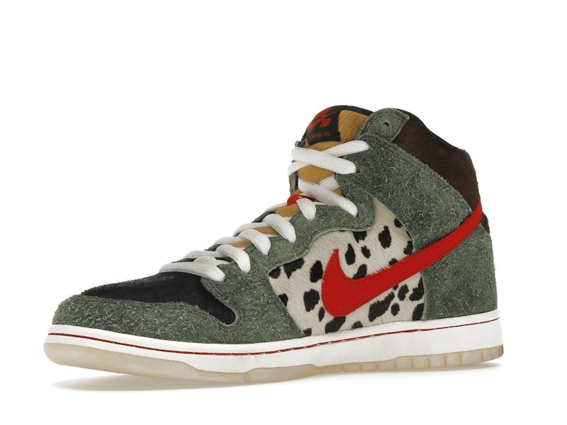 Nike SB Dunk High Dog Walker
