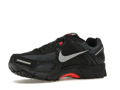 Nike Zoom Vomero 5 Black Metallic University Red