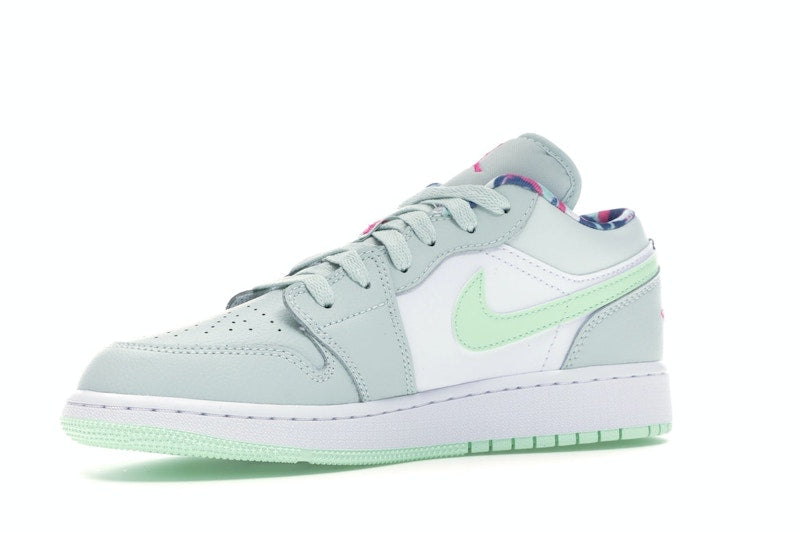 Jordan 1 Low Barely Grey Frosted Spruce (GS)