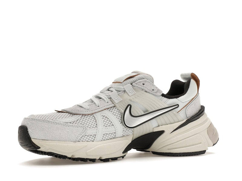 Nike V2K Run Pure Platinum Chrome (Women's)