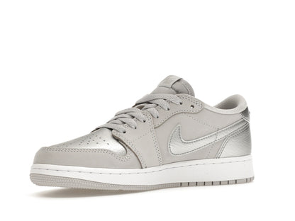 Jordan 1 Low OG Metallic Silver (GS)