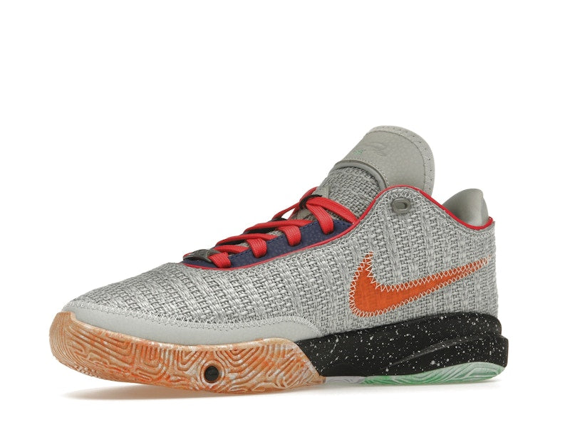 Nike LeBron 20 Nike Lifer (GS)
