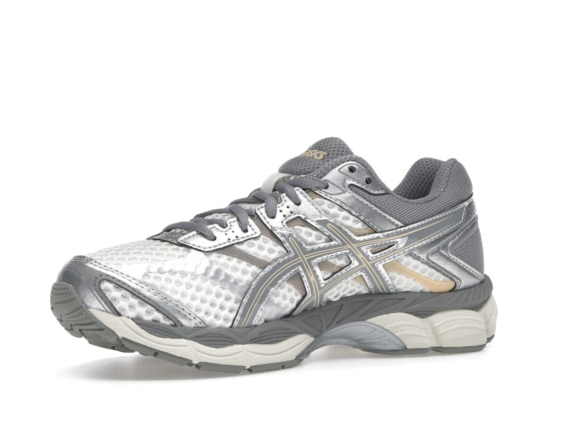 ASICS Gel-Cumulus 16 Cream Clay Grey