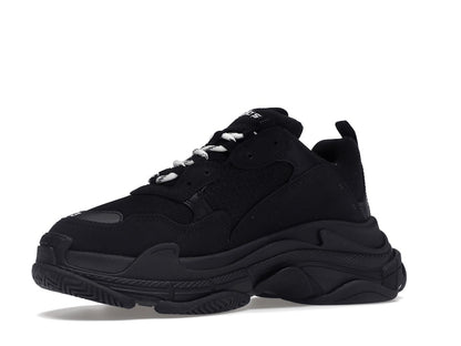 Balenciaga Triple S Black (2021)