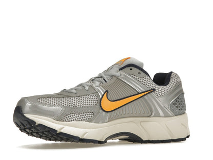 Nike Zoom Vomero 5 Pure Platinum Laser Orange