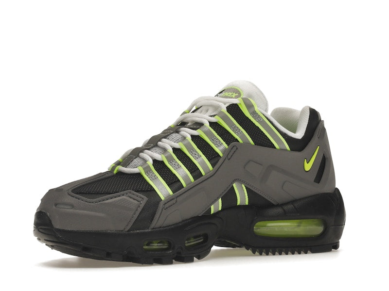 Nike NDSTRKT Air Max 95 Neon