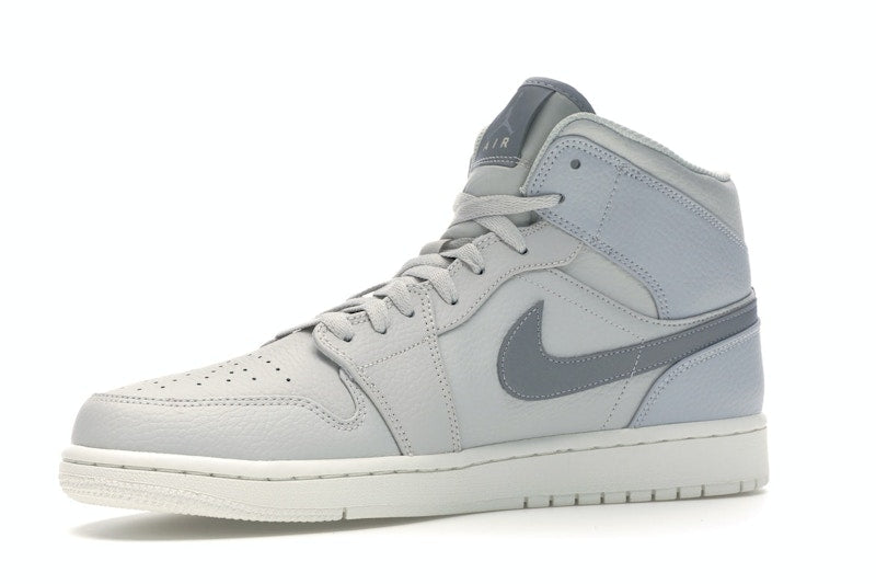 Jordan 1 Mid Light Bone