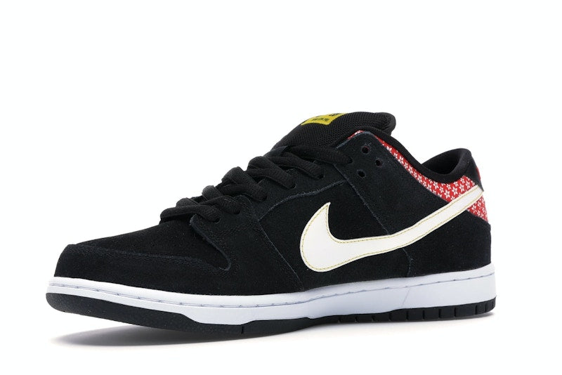 Nike SB Dunk Low Firecracker