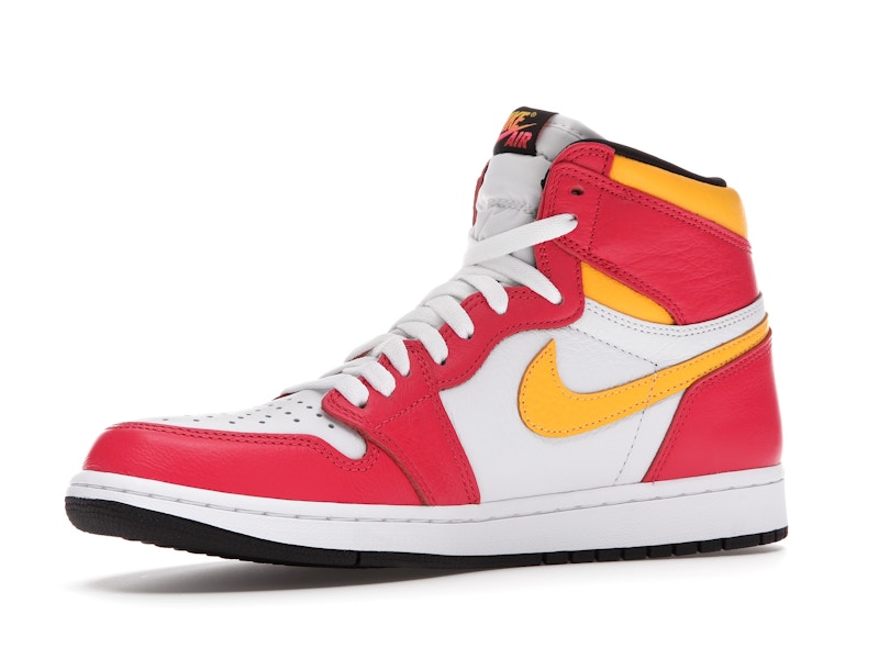 Jordan 1 Retro High OG Light Fusion Red