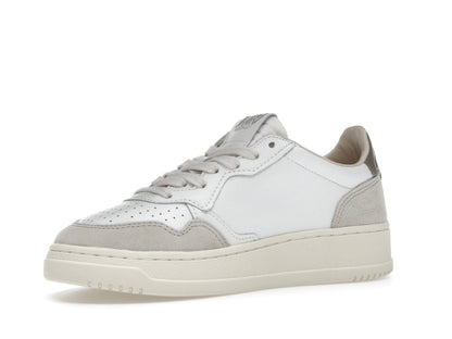 Autry Medalist Leather Low White Covert Green Beige (Women's)