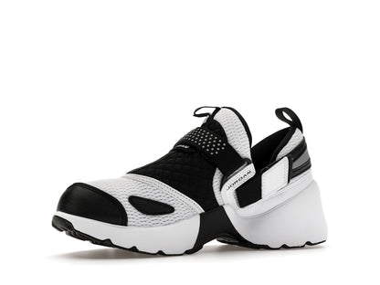 Jordan Trunner LX White Black (Women's)