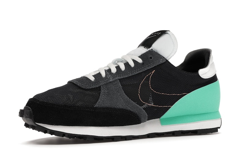 Nike Daybreak Type Black Menta