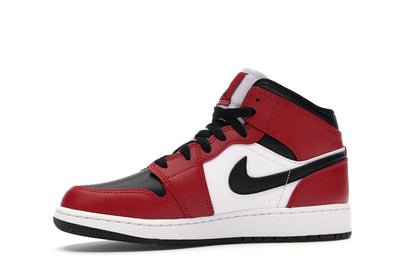 Jordan 1 Mid Chicago Black Toe (GS)