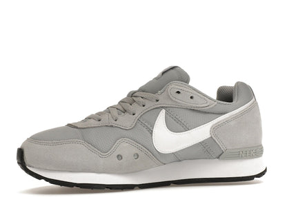 Nike Venture Runner Wide Light Smoke Grey