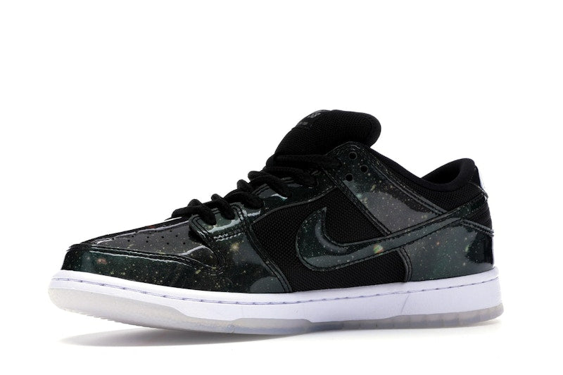 Nike SB Dunk Low 420 Intergalactic
