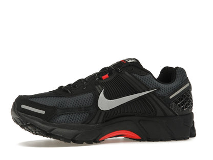 Nike Zoom Vomero 5 Black Metallic University Red