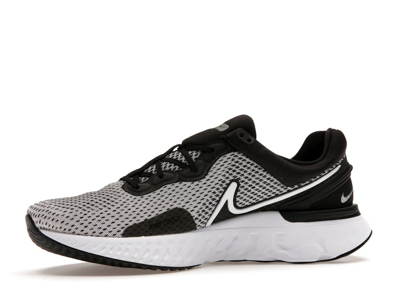 Nike React Miler 3 Black Metallic Silver