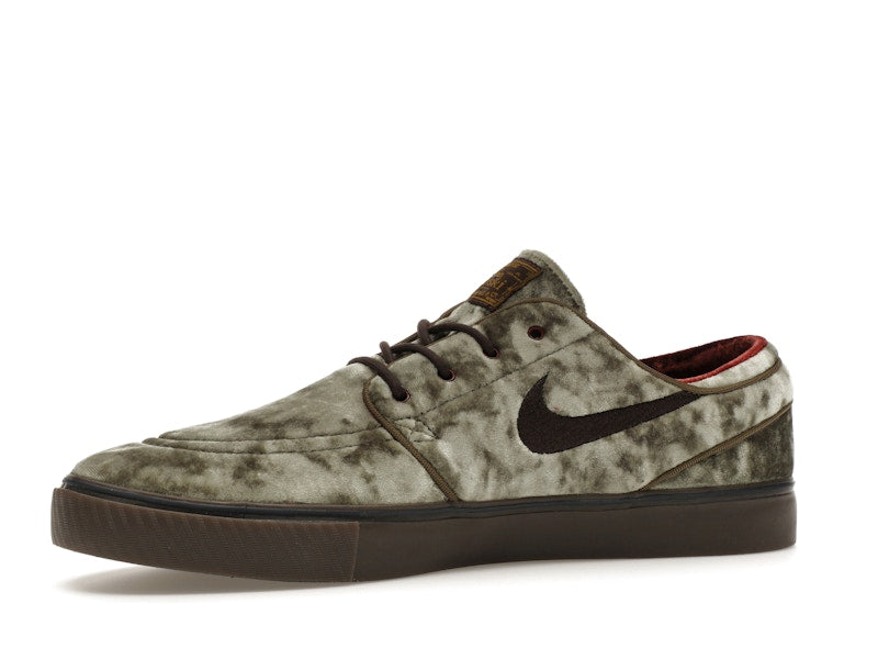 Nike SB Zoom Janoski OG+ SE Medium Olive Baroque Brown Dark Team Red Velvet Brown