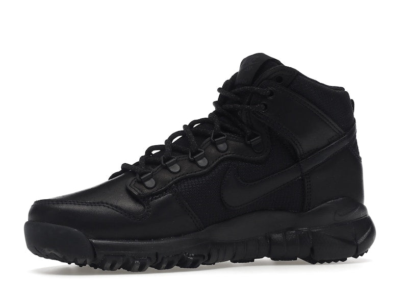 Nike SB Dunk High Boot Black