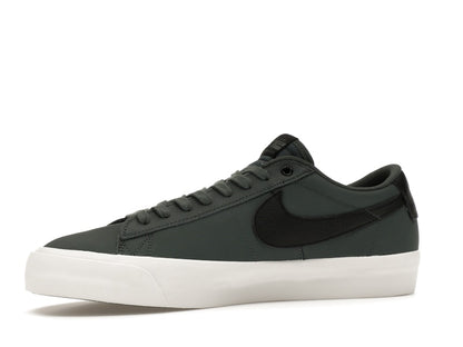 Nike SB Zoom Blazer Low Pro GT Vintage Green