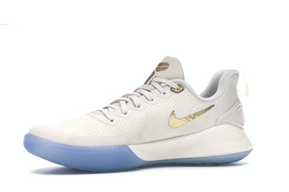 Nike Mamba Focus Metallic Gold