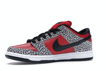 Nike SB Dunk Low Supreme Red Cement (2012)